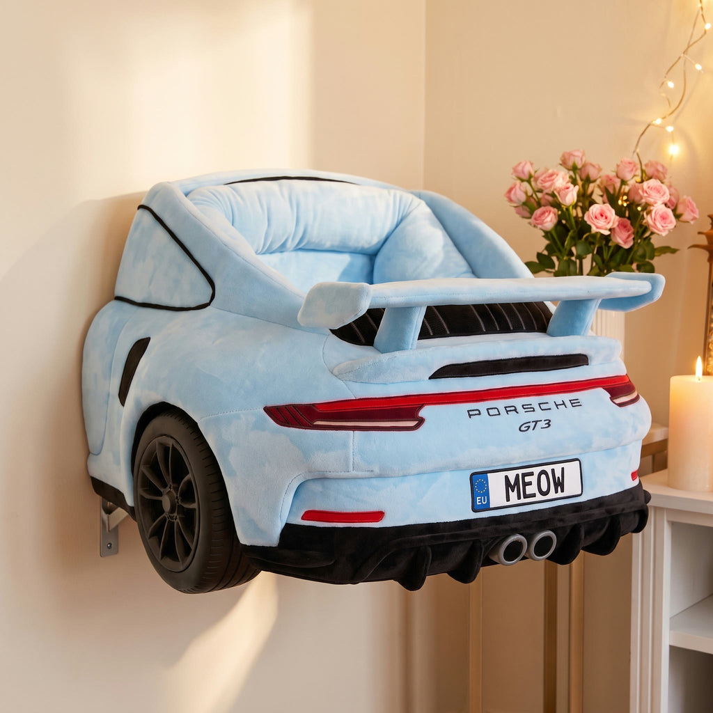 Roost Cruiser — Wall-Mounted Cat Bed